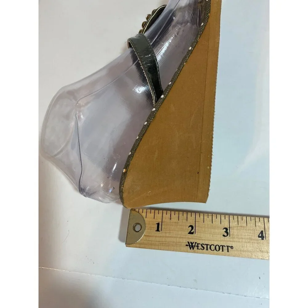 New Wedge Sandals with Rhinestone Gemstone Accent Women's‎ Size 7 NWT
